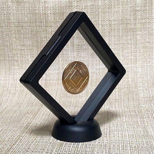 3D Floating Medallion Display