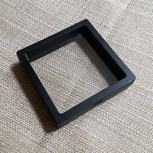 3D Floating Medallion Display